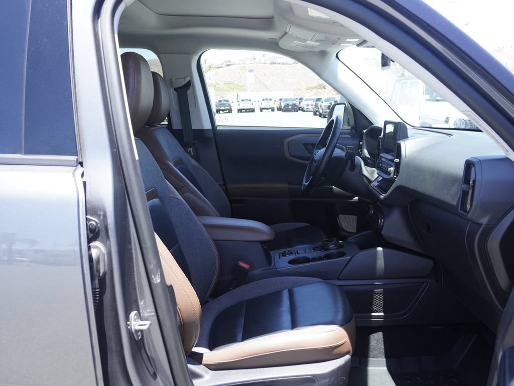 Used 2023 Ford Bronco Sport Outer Banks w/ Tech Package AWD/4WD image 32