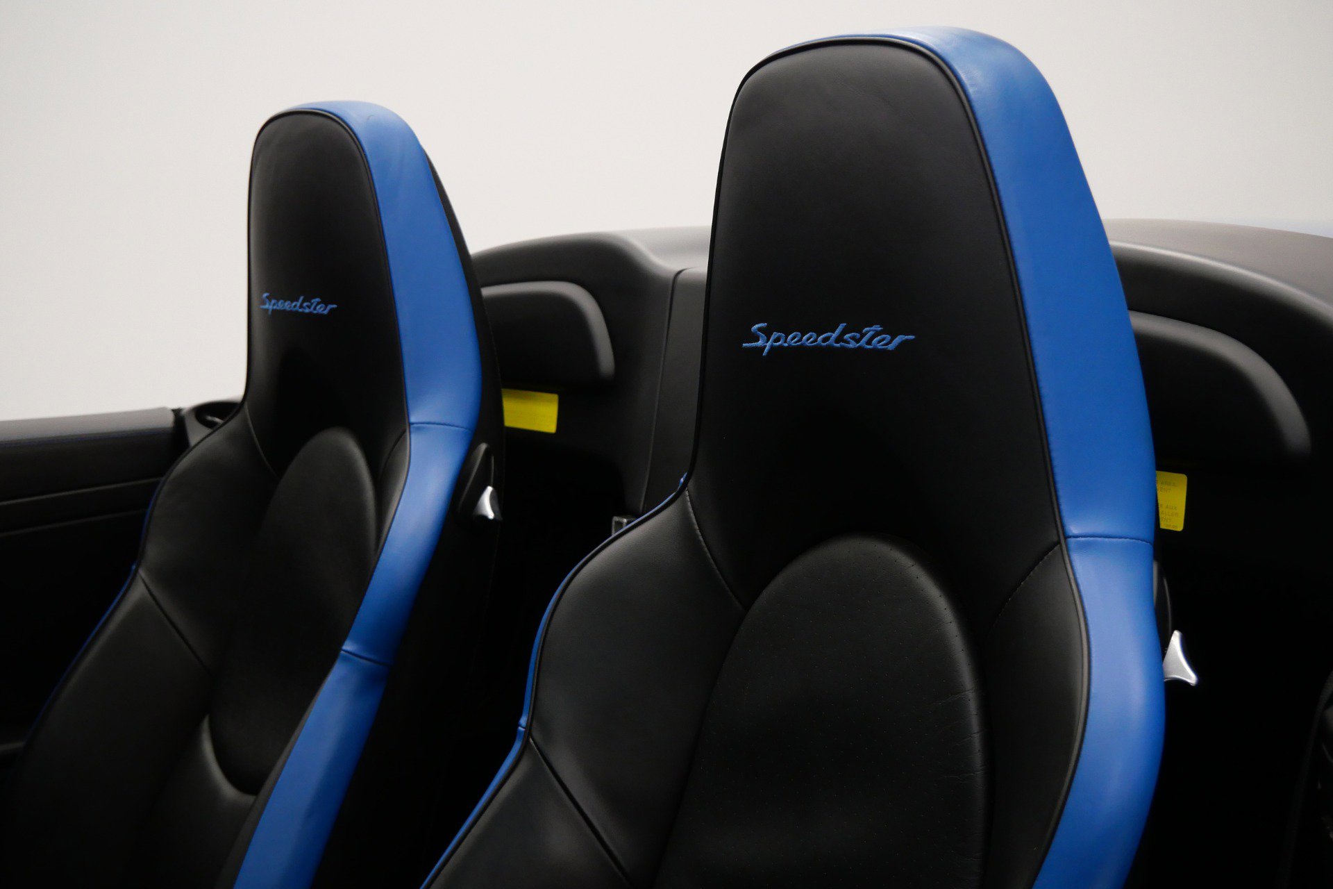 Used 2011 Porsche 911 Speedster image 38