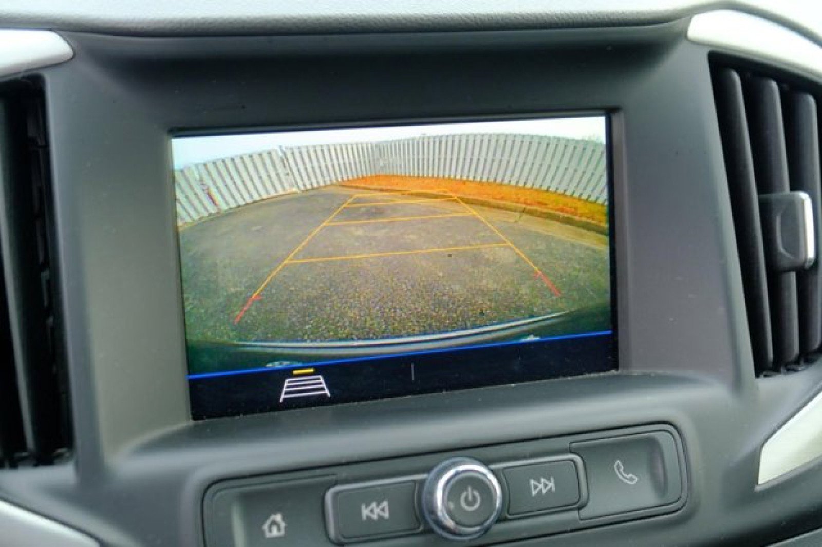 Used 2020 GMC Terrain SLE w/ Driver Convenience Package image 23