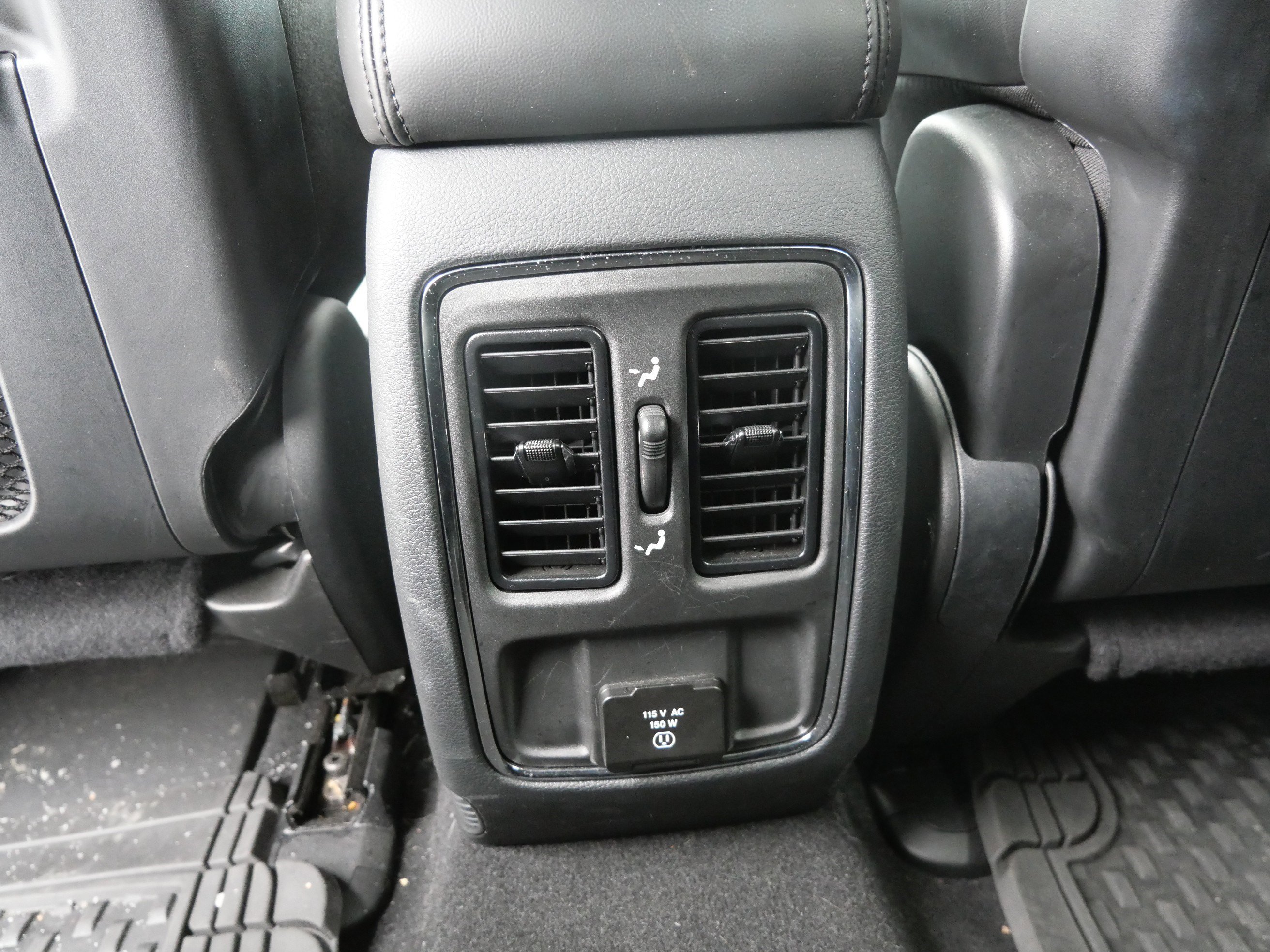 Used 2020 Jeep Grand Cherokee Altitude image 14