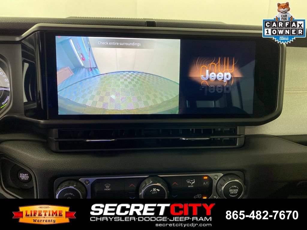Used 2024 Jeep Wrangler Unlimited AWD/4WD image 21