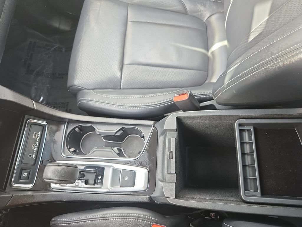 Used 2024 Subaru Ascent Limited w/ Technology Package AWD/4WD image 27