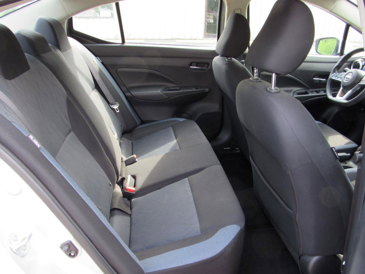 Used 2023 Nissan Versa SV FWD image 7