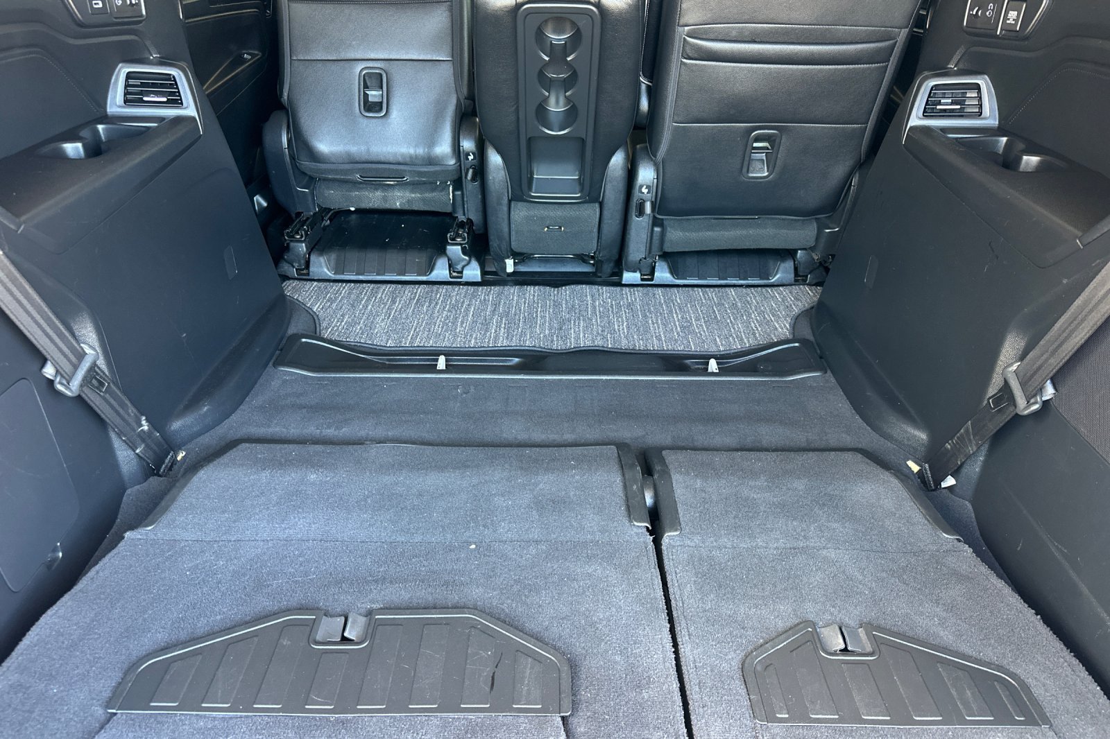 Used 2024 Honda Odyssey Elite image 12