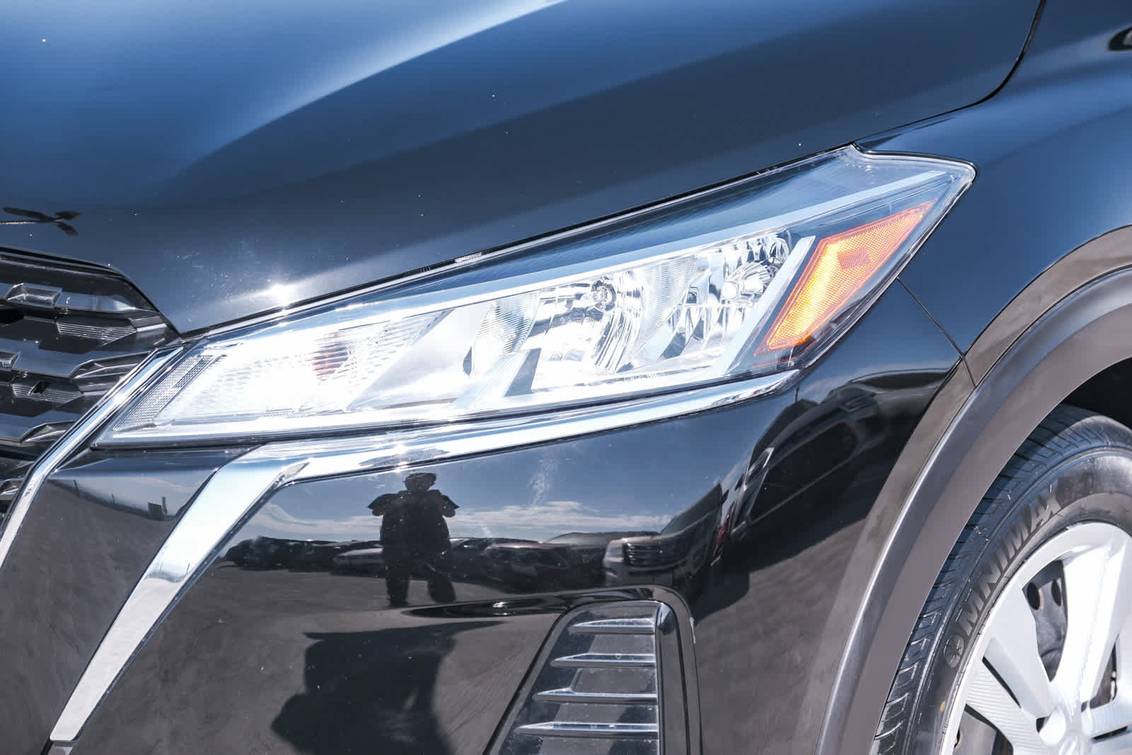 Used 2024 Nissan Kicks S FWD image 12