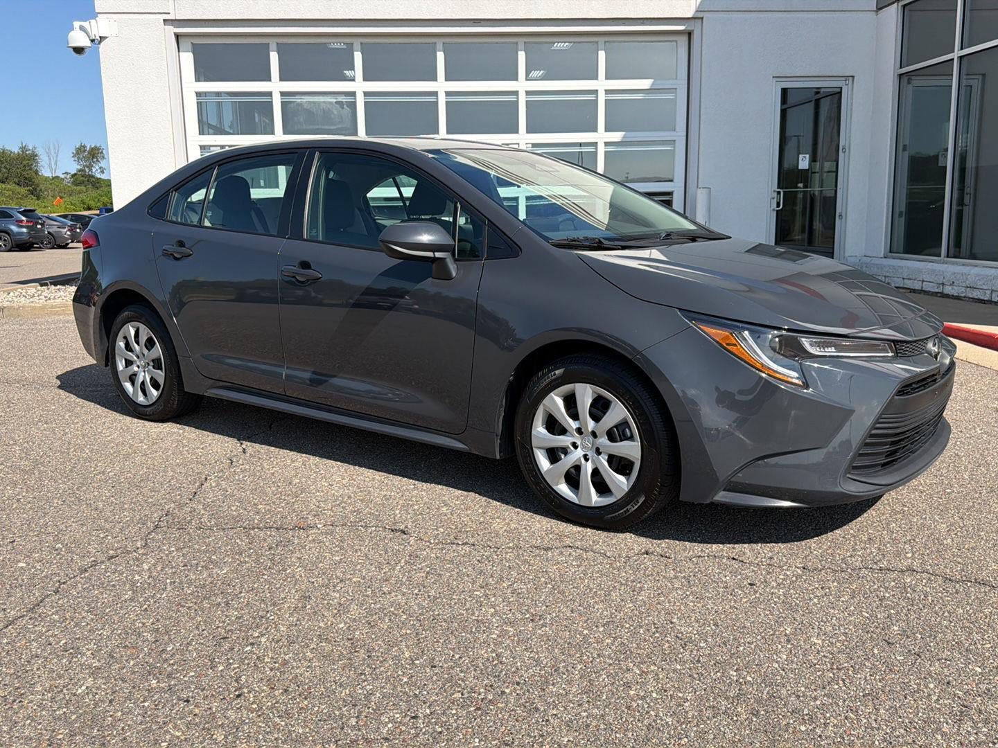 Used 2024 Toyota Corolla LE FWD image 3