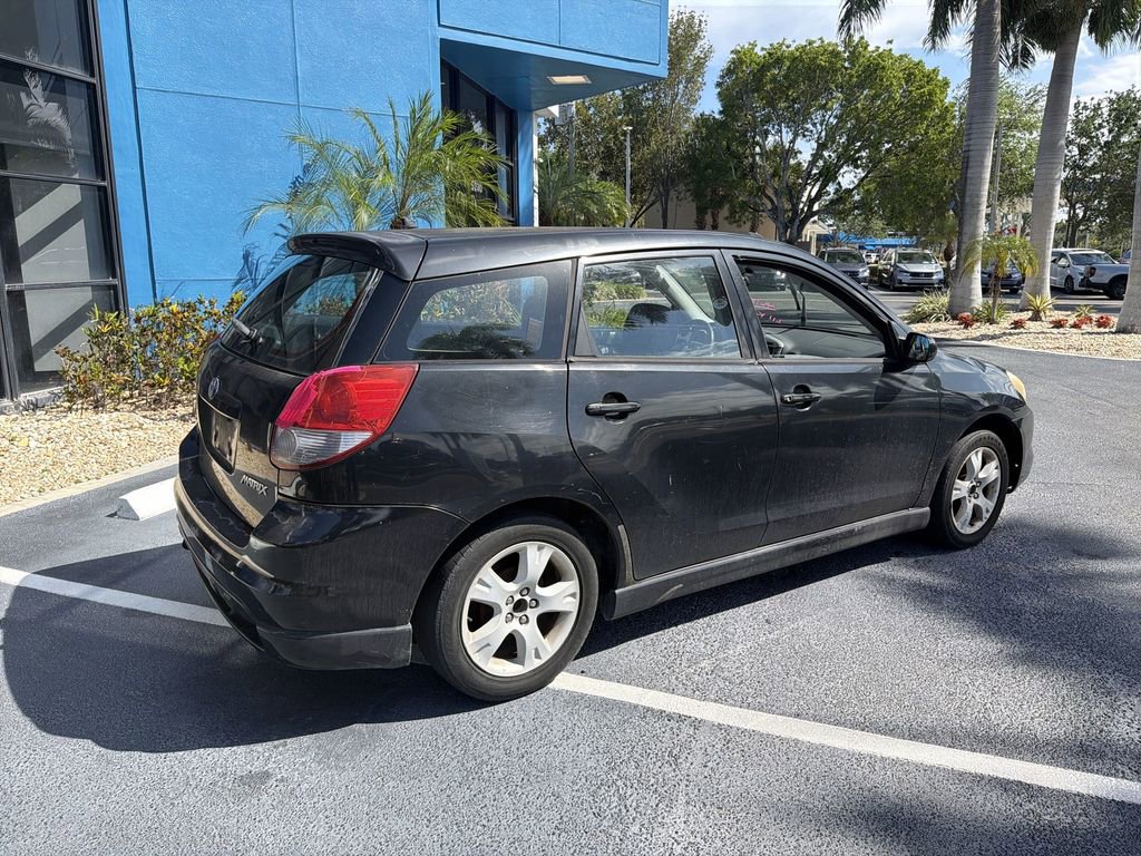 Used 2004 Toyota Matrix FWD image 9