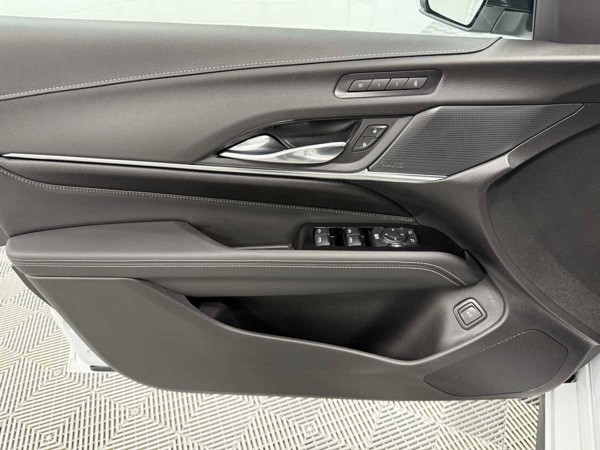 Used 2025 Cadillac CT4 V Blackwing w/ Driver Assist Package image 12