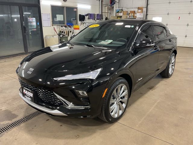 Used 2024 Buick Envista Avenir image 3