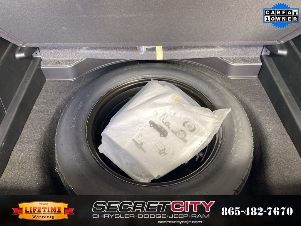 Used 2022 Jeep Cherokee Latitude Lux w/ Sun & Sound Group image 33