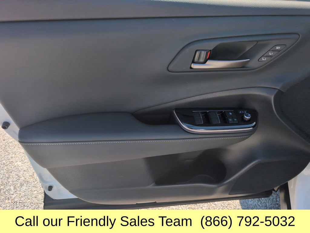 Certified 2025 Toyota Crown Signia w/ Tow-Hitch Package (TMS) AWD/4WD image 13