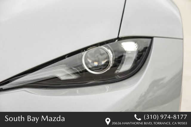 New 2026 MAZDA MX-5 Miata Club w/ Interior Package RWD image 4