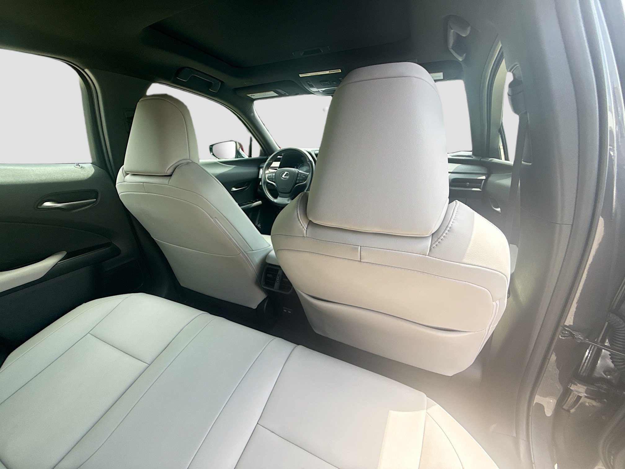 Used 2023 Lexus UX 250h FWD w/ Accessory Package (Z1) image 29