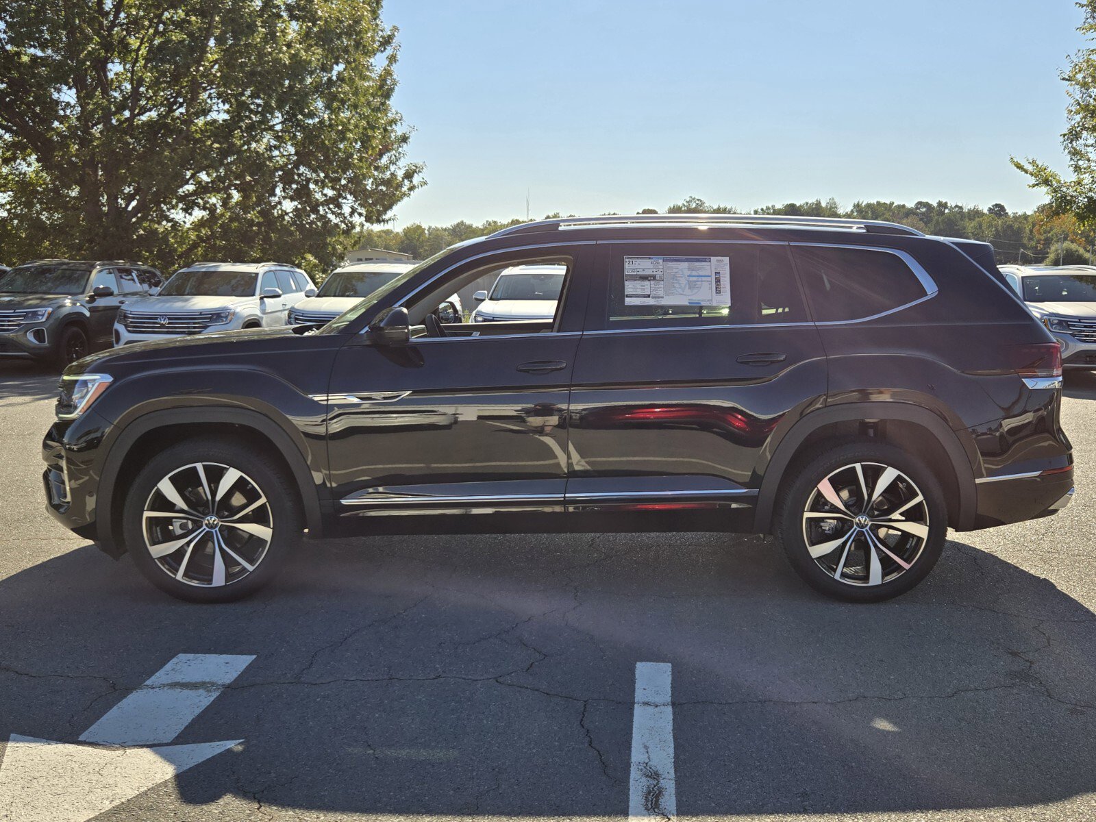 New 2026 Volkswagen Atlas SEL Premium R-Line image 4