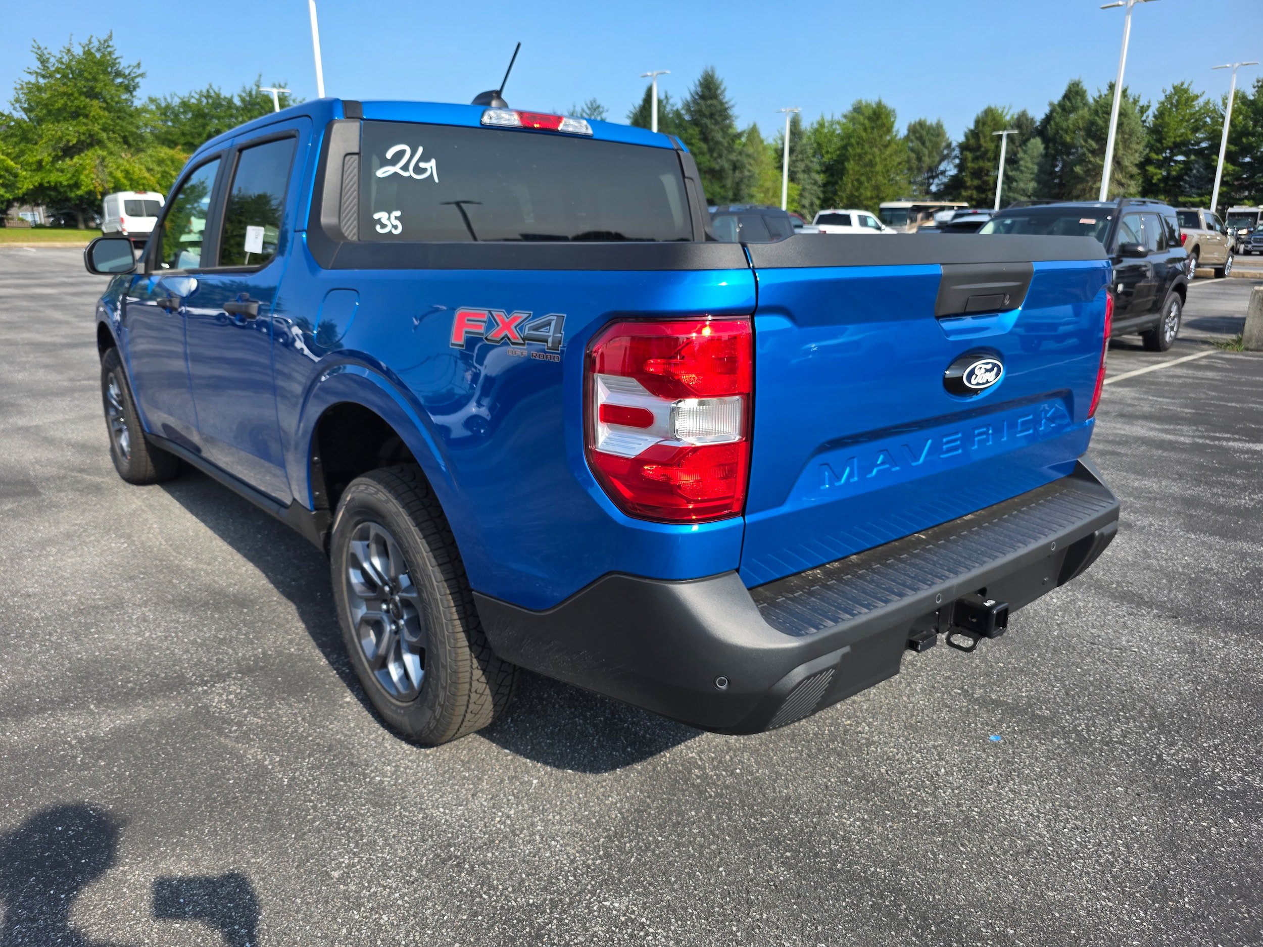 New 2026 Ford Maverick XLT w/ XLT Luxury Package AWD/4WD image 3
