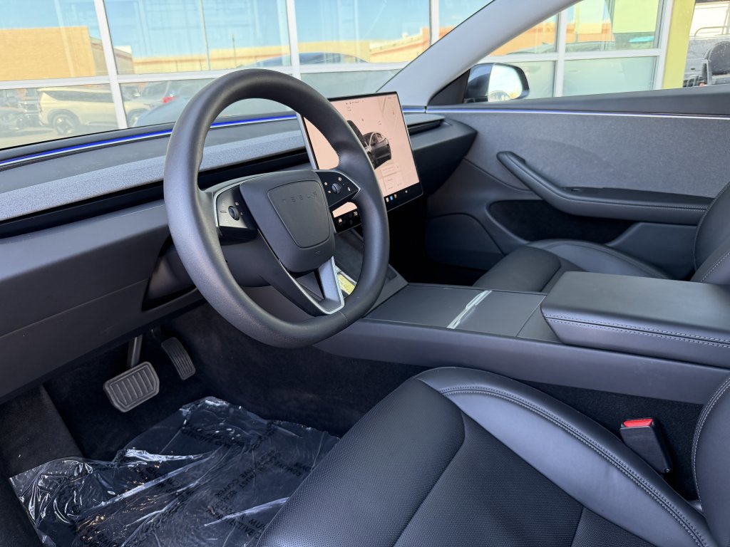 Used 2025 Tesla Model 3 Long Range image 36