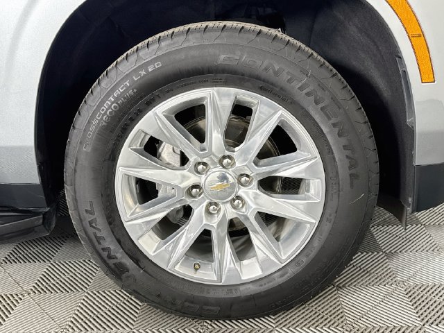 Used 2025 Chevrolet Tahoe Premier AWD/4WD image 28