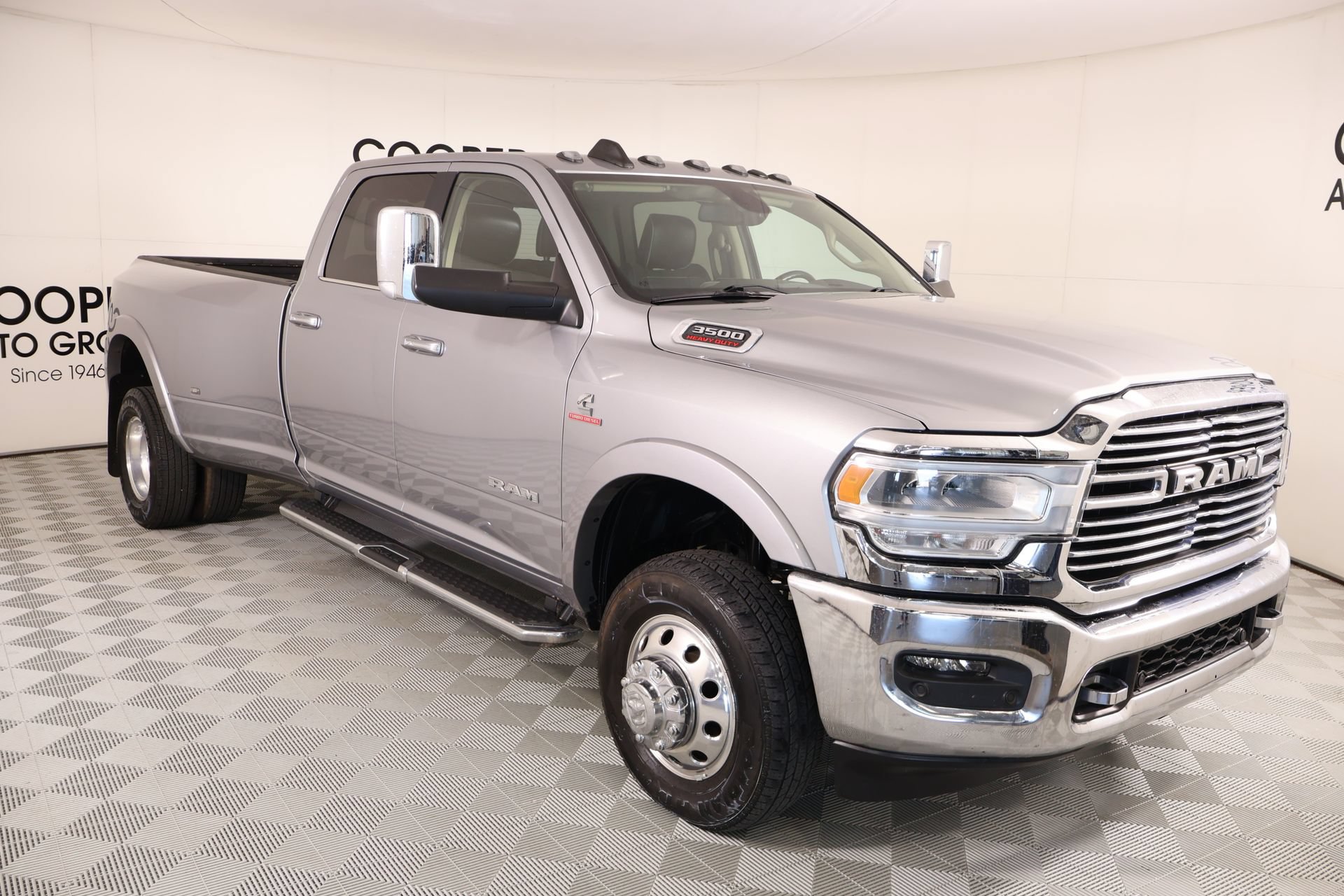 Used 2022 RAM 3500 Laramie AWD/4WD image 1