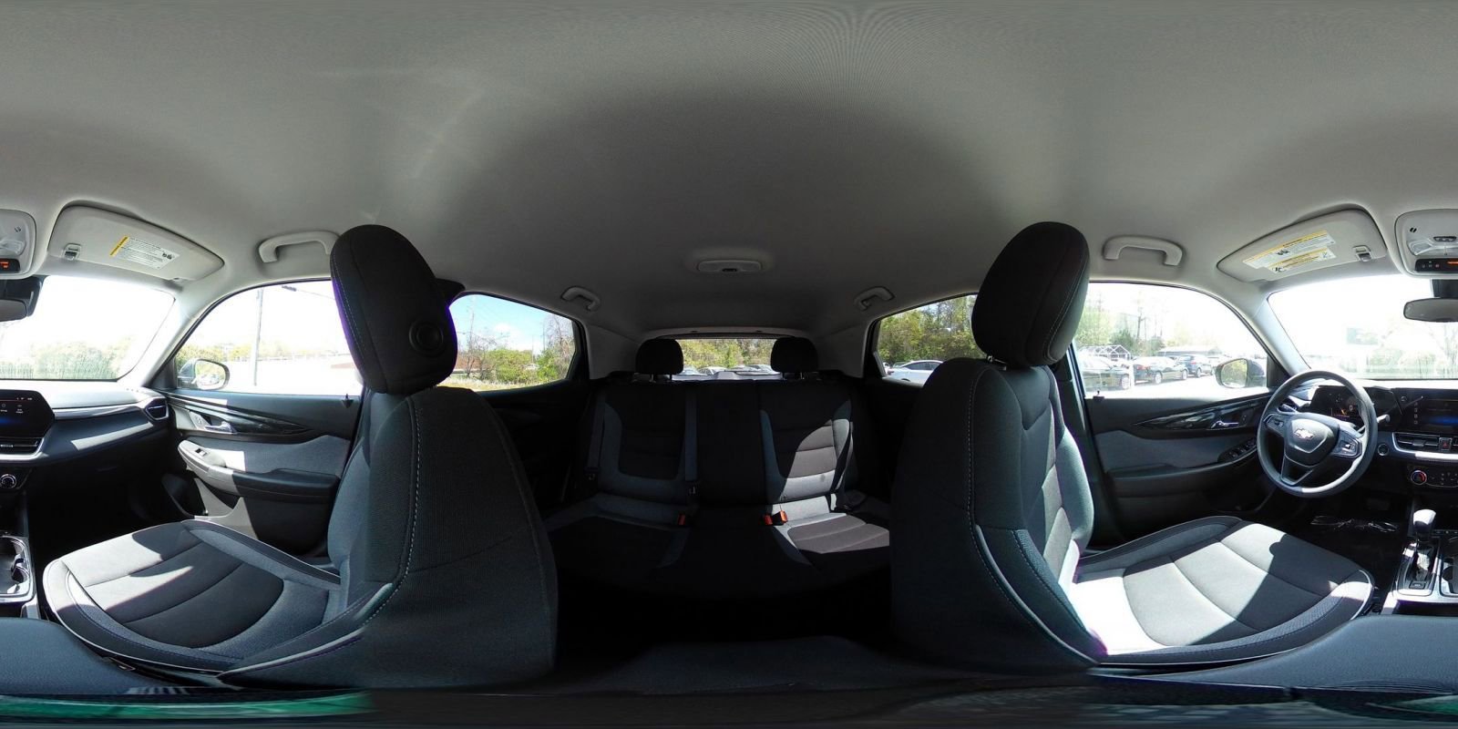 Used 2025 Chevrolet TrailBlazer LT FWD image 38
