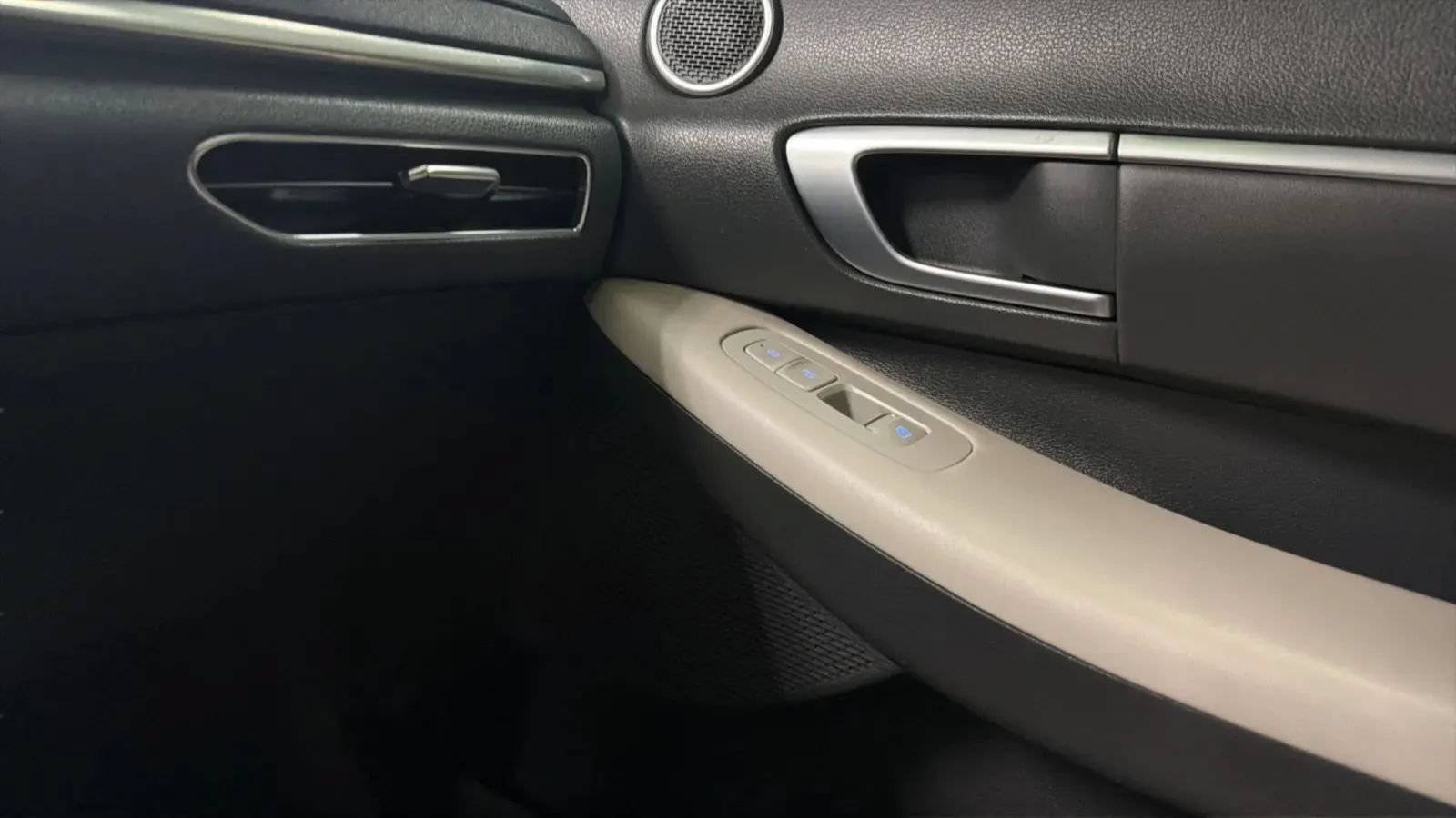 Used 2021 Hyundai Sonata SEL FWD image 17