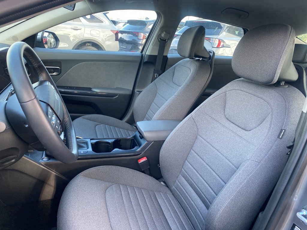 New 2025 Kia K4 EX image 10