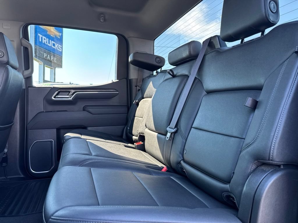 Used 2023 Chevrolet Silverado 1500 LTZ w/ Z71 Off-Road Package AWD/4WD image 16