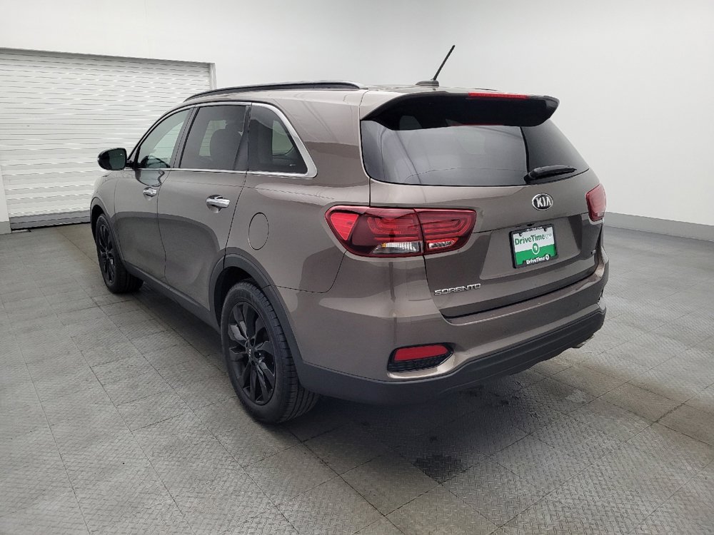 Used 2019 Kia Sorento S image 5