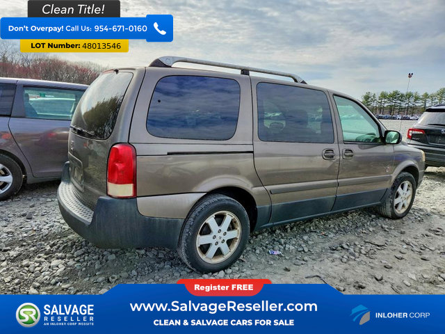 Used 2005 Saturn Relay Level 3 image 4