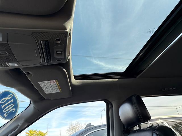 Used 2018 Ford F350 Lariat w/ FX4 Off-Road Package image 27