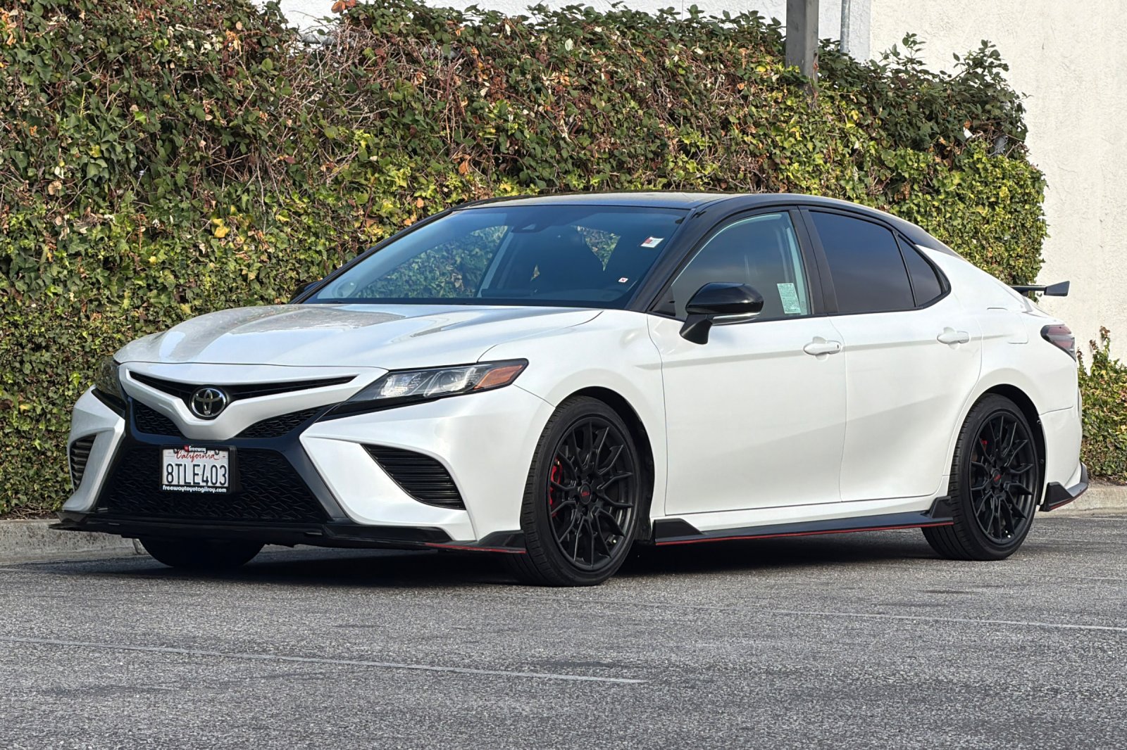 Used 2021 Toyota Camry TRD w/ TRD Package w/JBL Audio FWD image 9