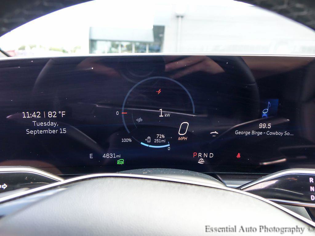 Used 2024 Cadillac Lyriq Tech w/ Driver Assist Package AWD/4WD image 14
