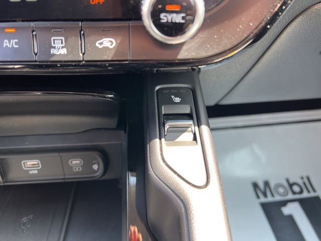 Used 2025 Kia Telluride S image 24