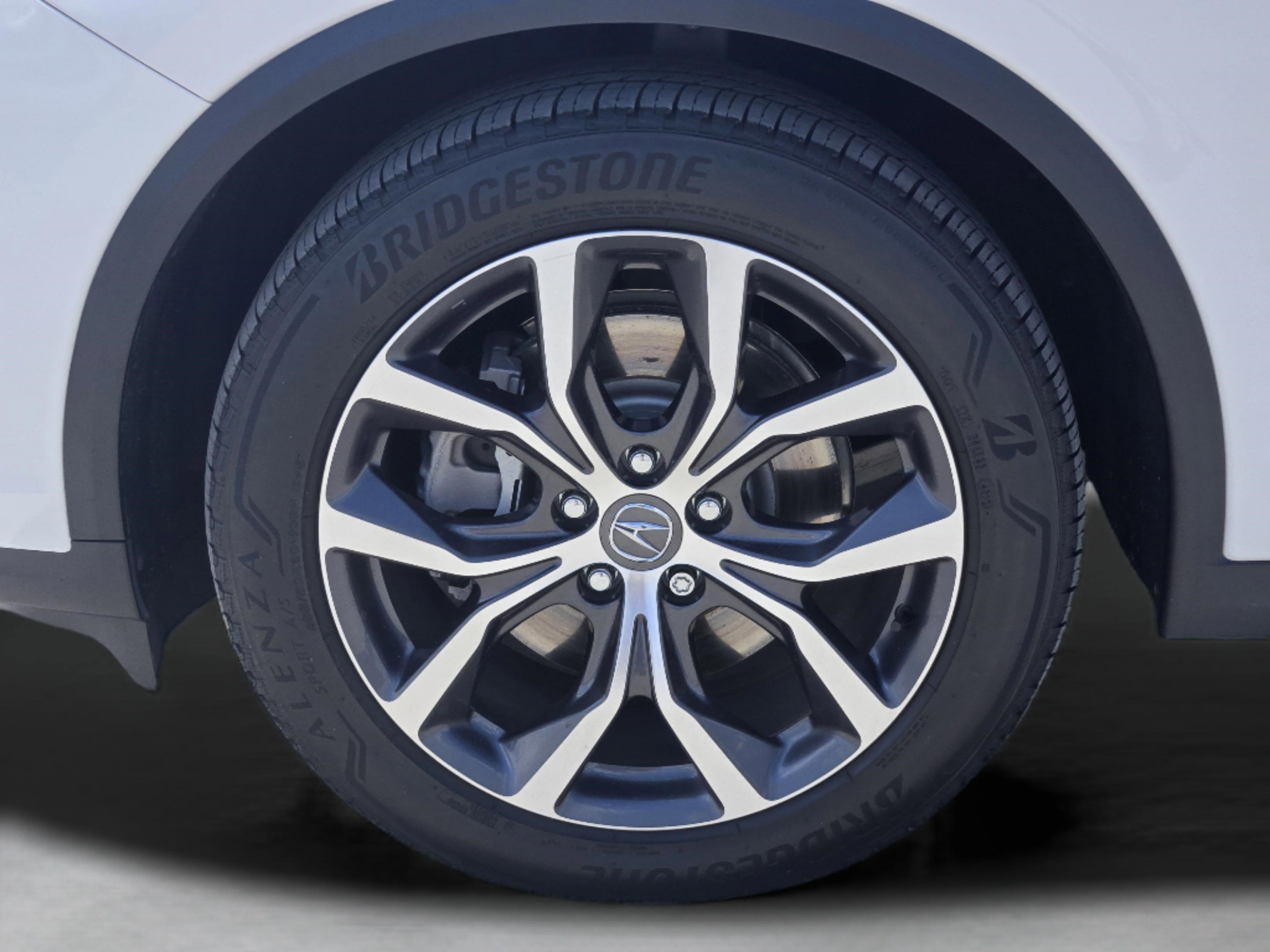 Used 2024 Acura MDX SH-AWD w/ Technology Package image 30