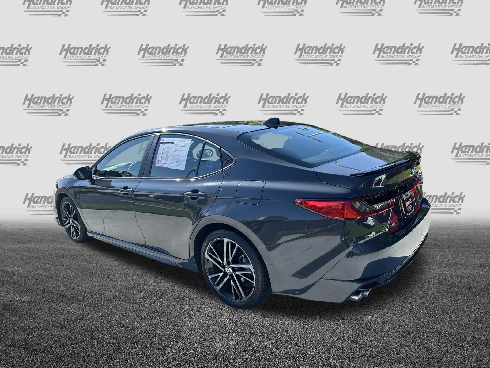 Used 2025 Toyota Camry XSE FWD image 8