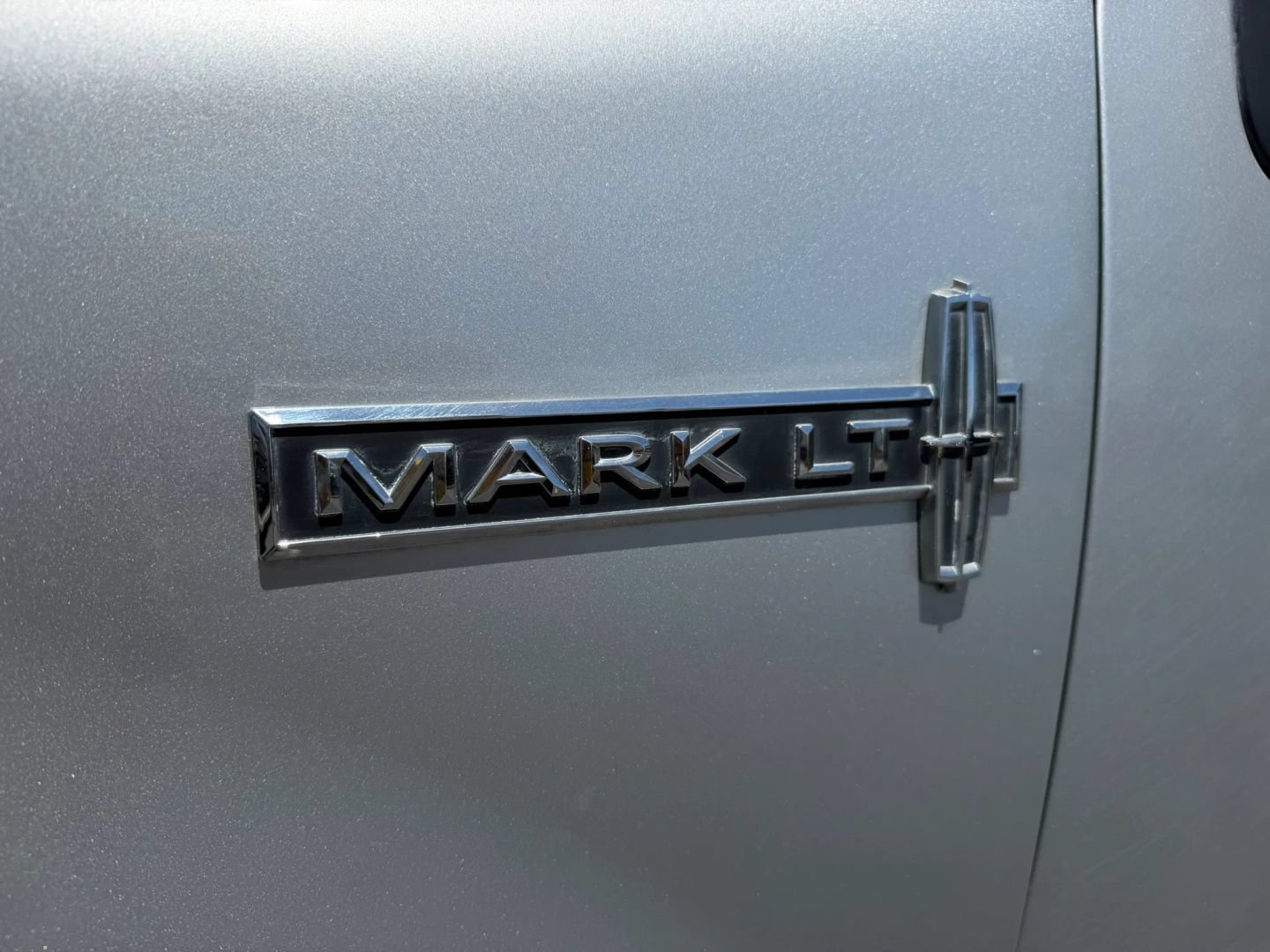Used 2006 Lincoln Mark LT 2WD image 29