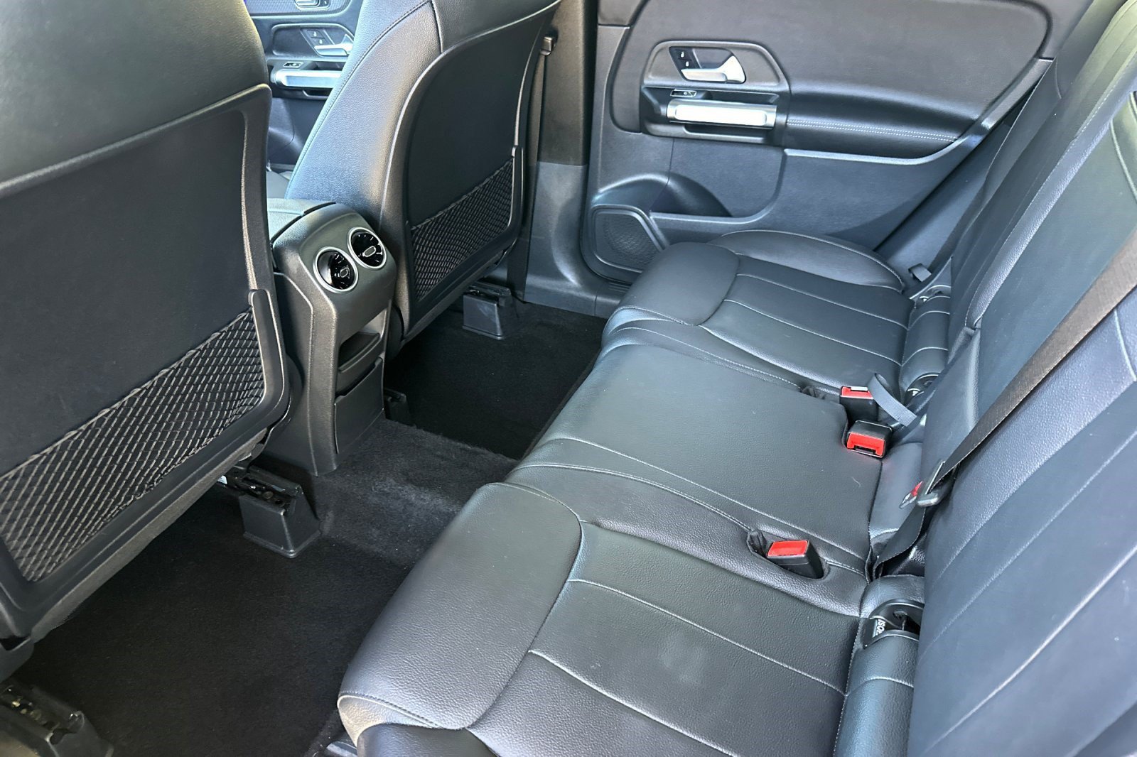 Certified 2023 Mercedes-Benz GLB 250 image 26