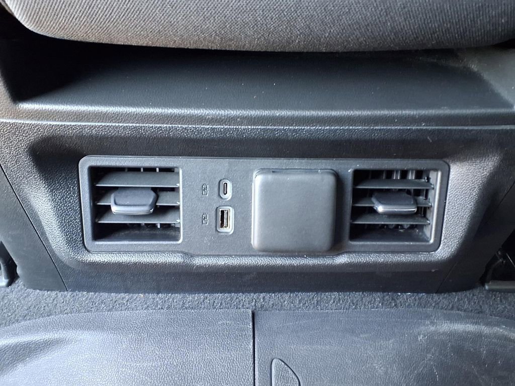 Used 2024 Chevrolet Silverado 2500 LT AWD/4WD image 16