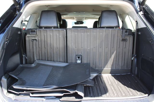 Used 2022 Toyota Highlander XLE AWD/4WD image 53