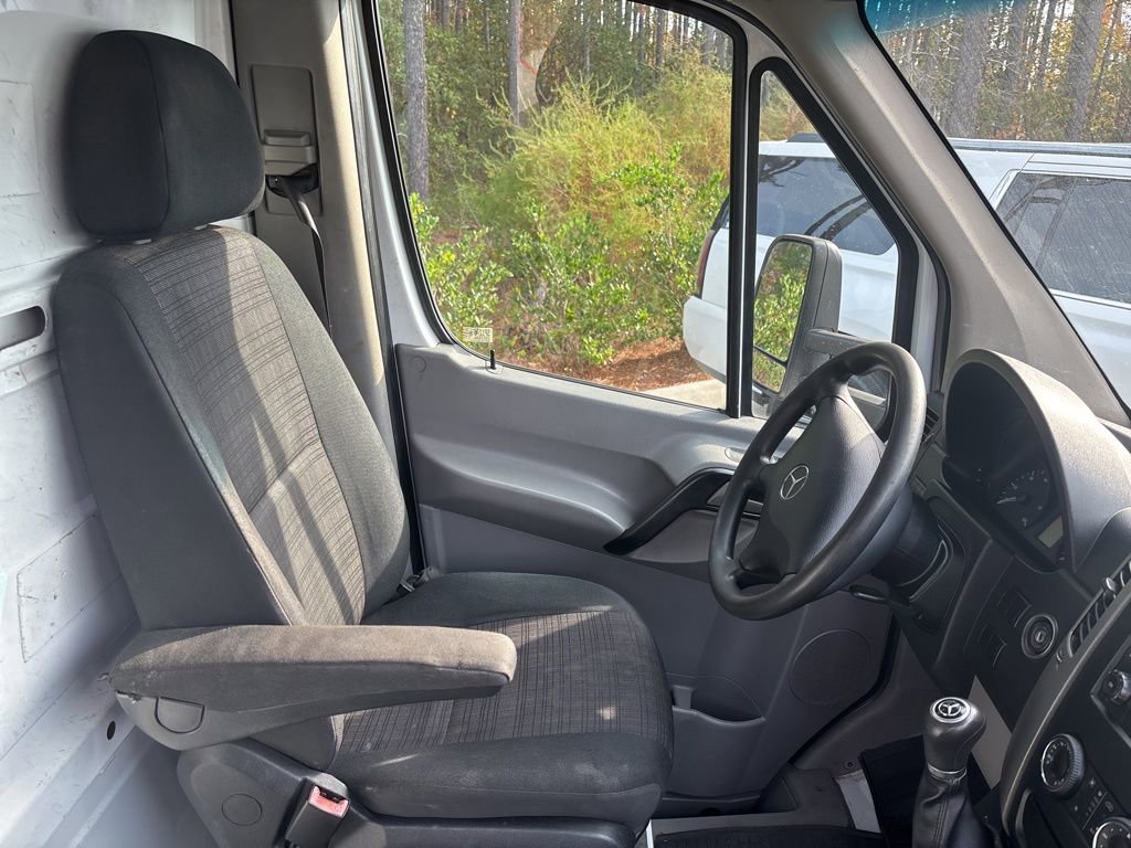 Used 2016 Mercedes-Benz Sprinter 3500 image 24