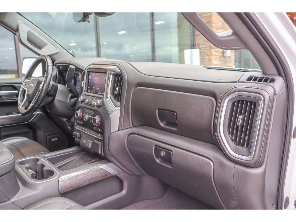 Used 2019 Chevrolet Silverado 1500 LTZ w/ LTZ Premium Package AWD/4WD image 13