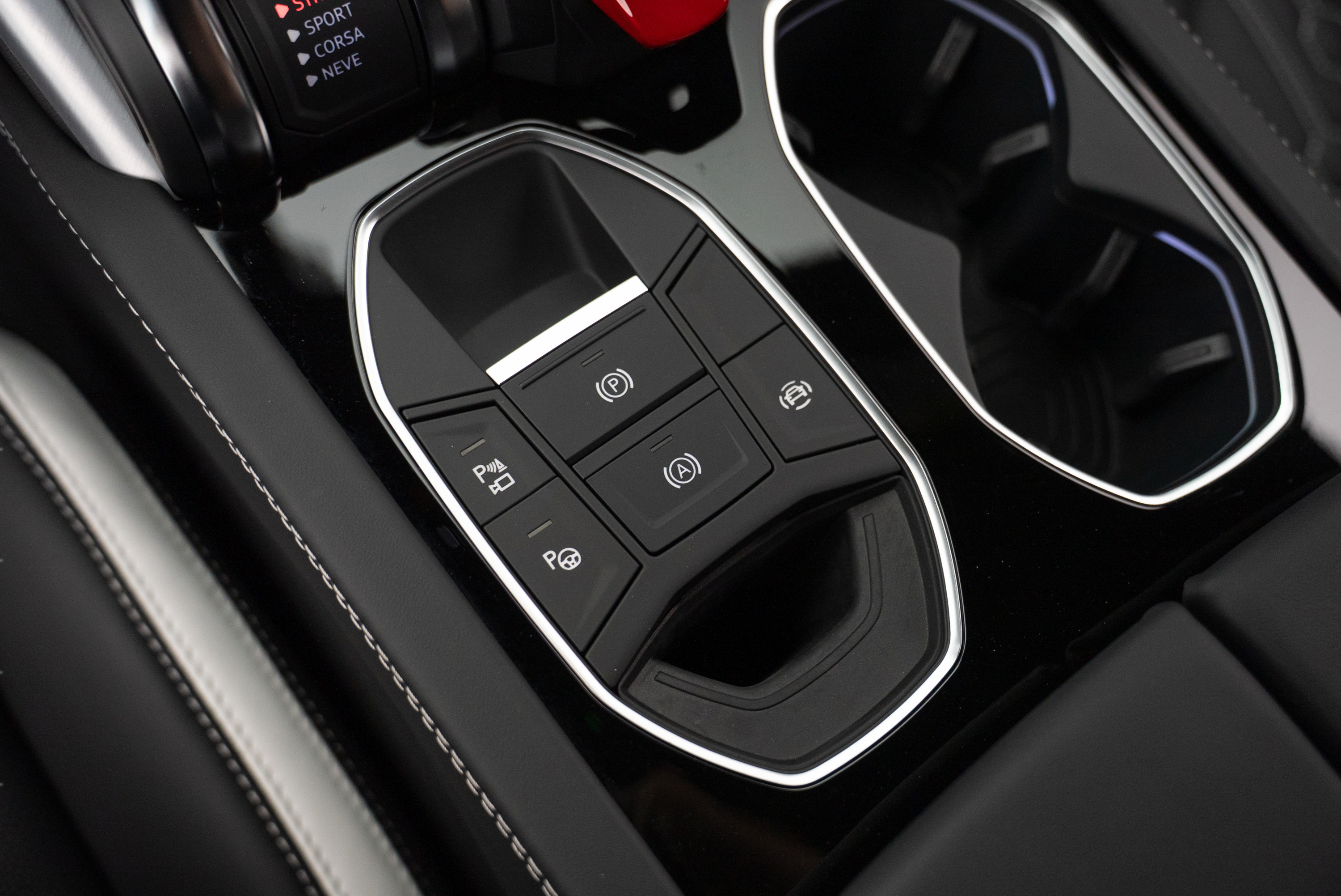 Used 2024 Lamborghini Urus S AWD/4WD image 15