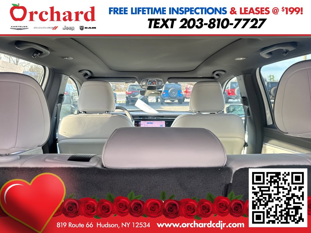 Used 2025 Jeep Wagoneer S Limited image 17