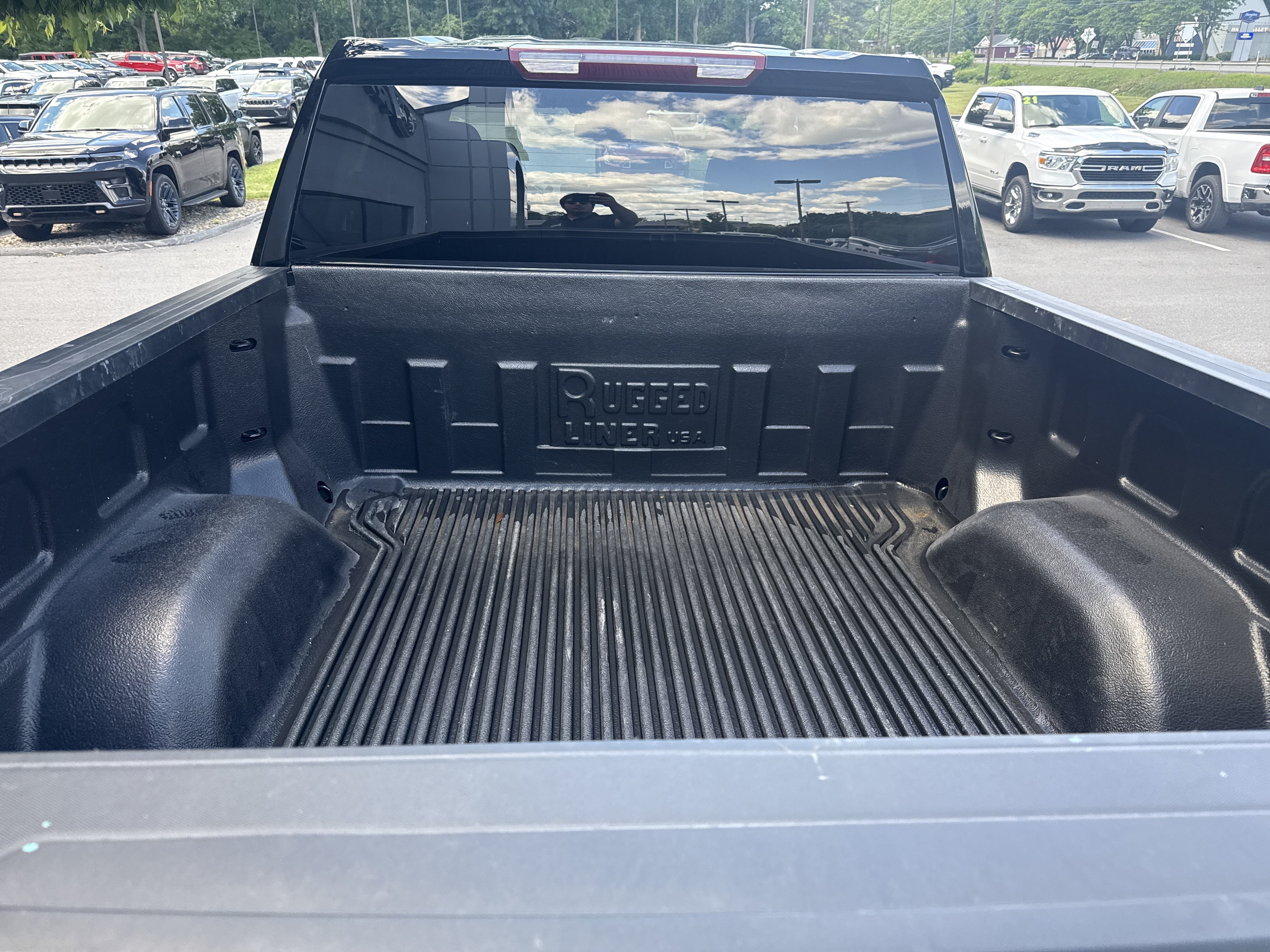 Used 2026 Chevrolet Silverado 1500 RST AWD/4WD image 5