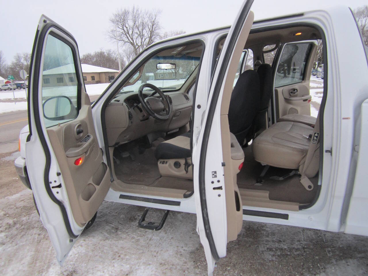 Used 2001 Ford F150 Lariat AWD/4WD image 9