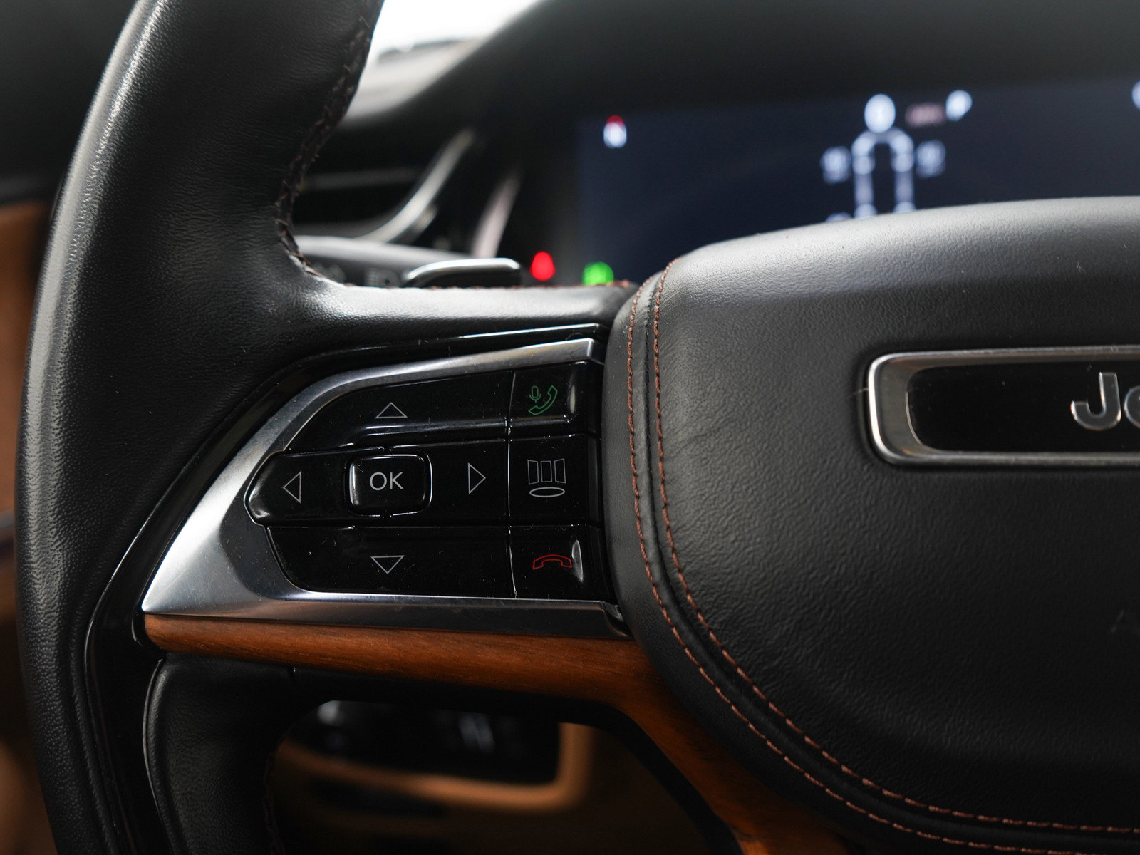 Used 2022 Jeep Grand Cherokee L Summit image 30