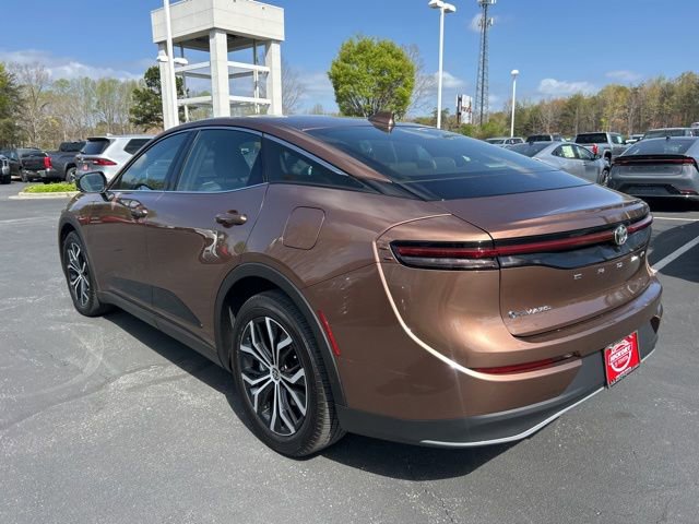 Used 2026 Toyota Crown XLE image 9