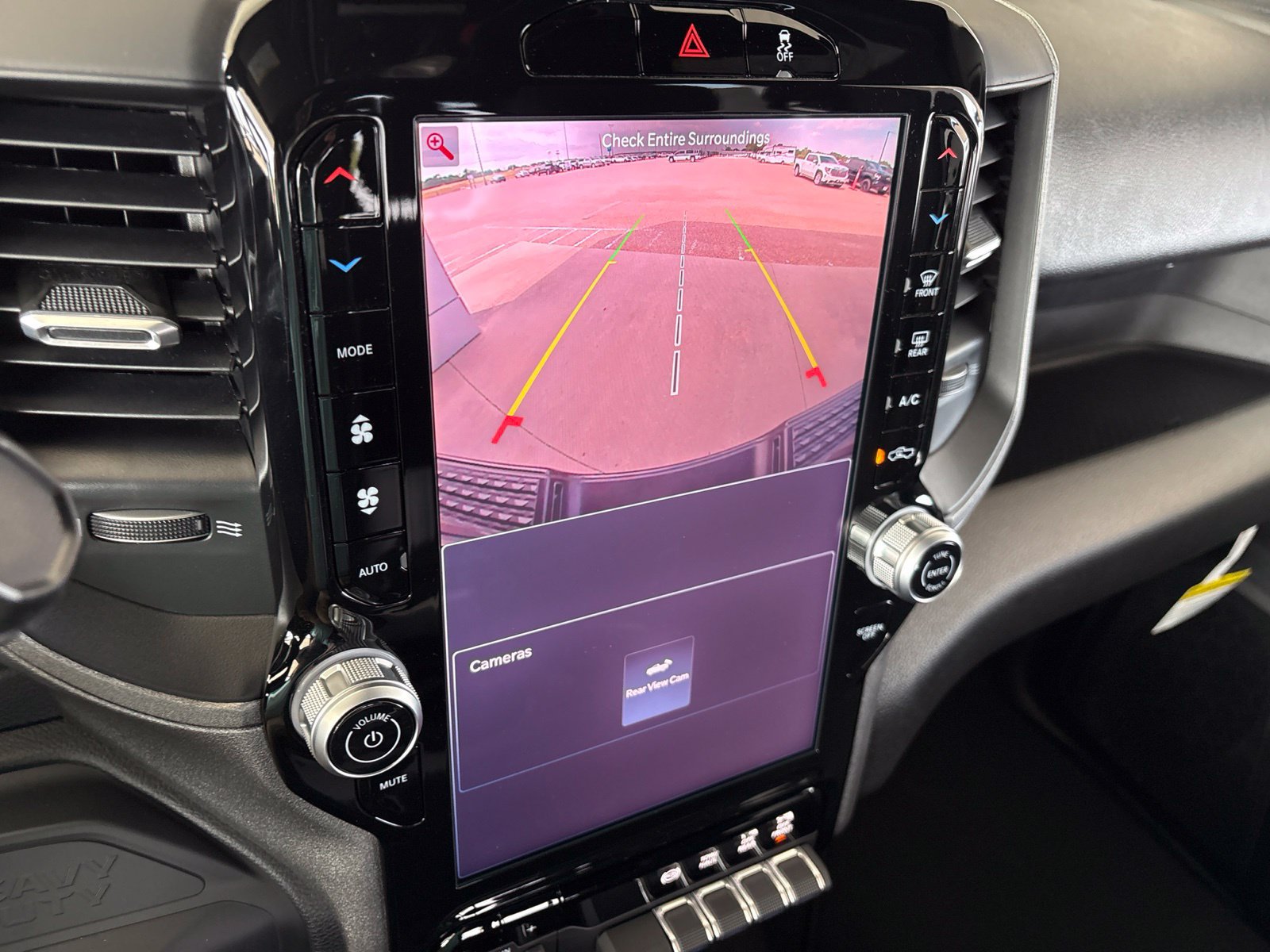 New 2026 RAM 2500 Tradesman AWD/4WD image 27