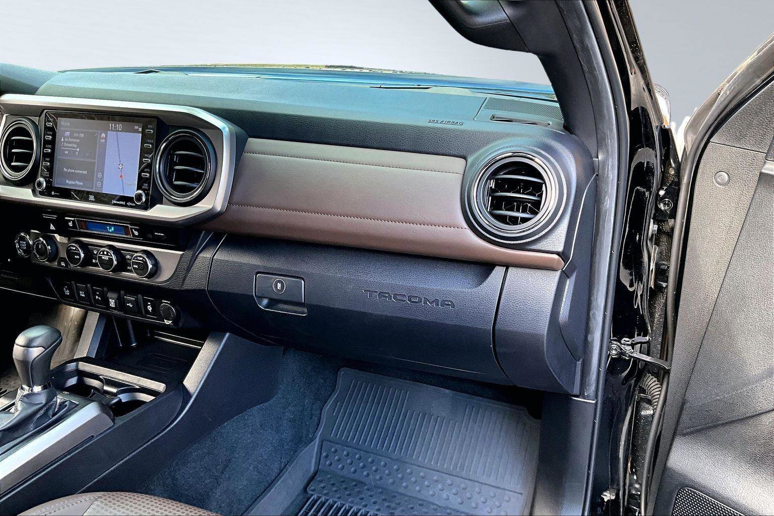 Used 2023 Toyota Tacoma Limited image 18