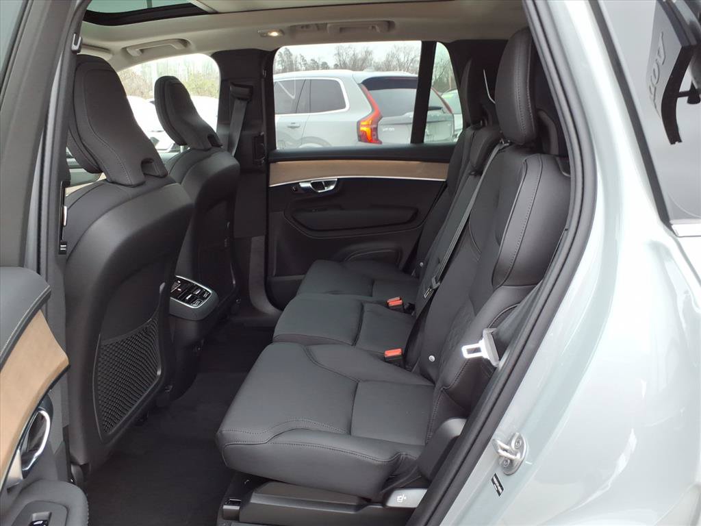 Certified 2026 Volvo XC90 B6 Plus w/ Protection Package Premier AWD/4WD image 12