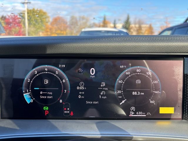 New 2026 Volkswagen Tiguan SE R-Line image 12